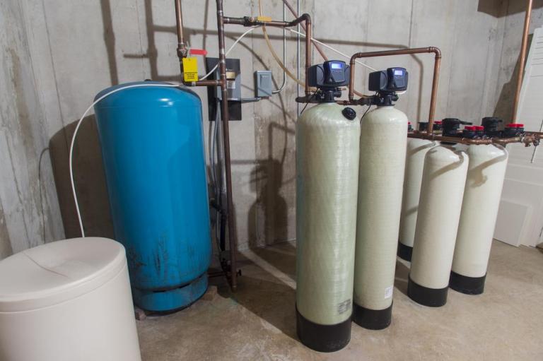 Pourquoi installer un adoucisseur d'eau chez vous à Dole ?